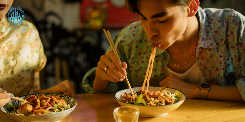Mì kéo tay món ăn không thể bỏ lỡ khi đi du lịch Trung Quốc