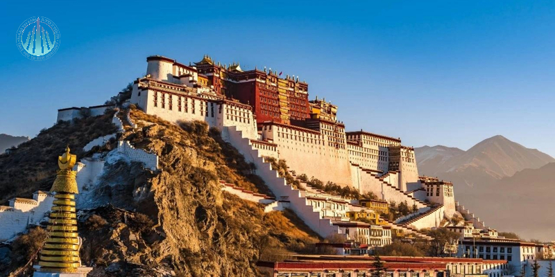 Tây Tạng trung quốc vào màu hè trời trong, và ban đêm không quá lạnh.