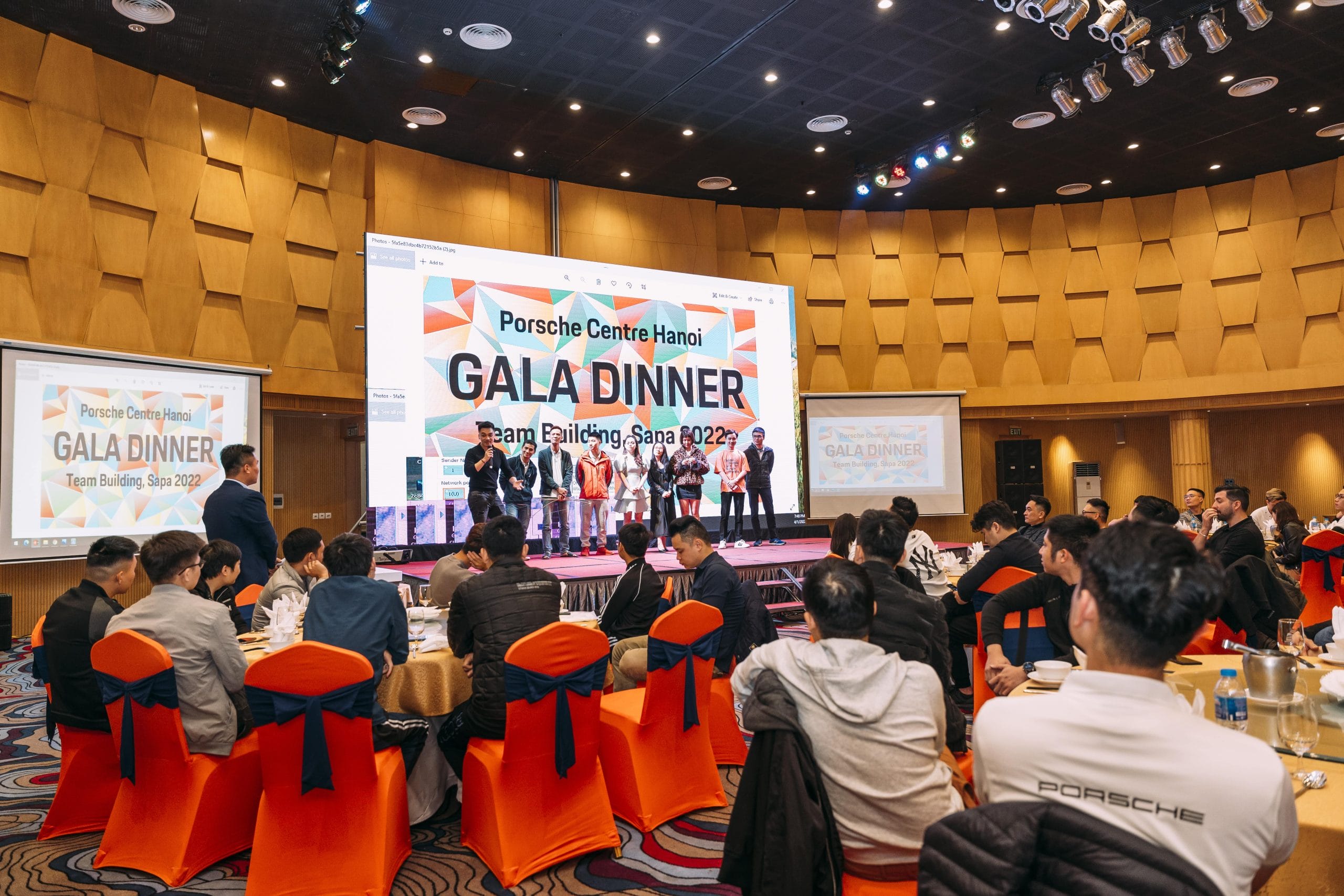Tổ chức Gala Dinner