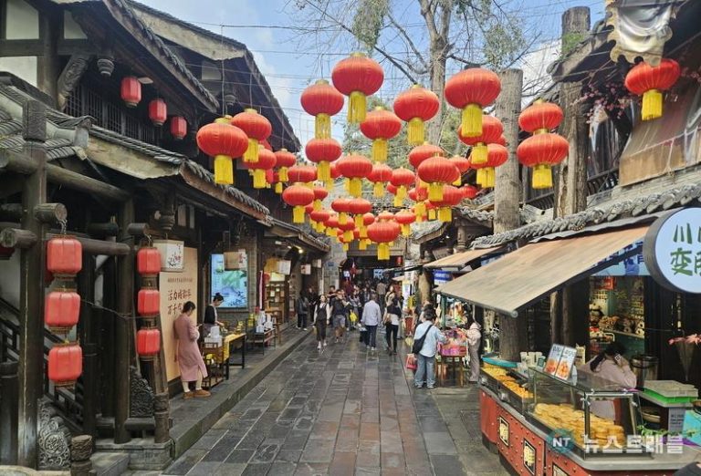 Thành Đô- Cửu Trại câu -Đô Giang Yển.1-atoz-tour